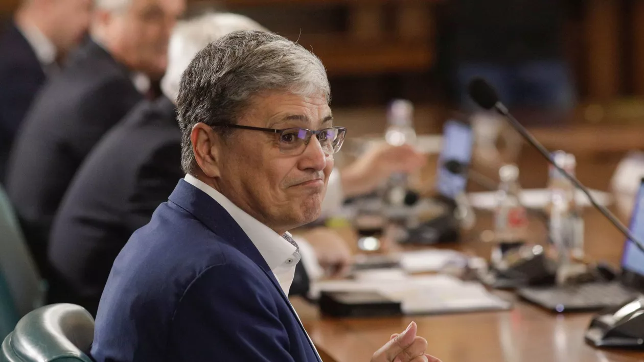 Boloș: M-a amuzat cum m-au surprins cei de la Inquam. Imaginea reflectă ce am simțit când am văzut că se vorbește în Guvern de majorarea pensiilor, fără să se discute și despre sursa de finanțare