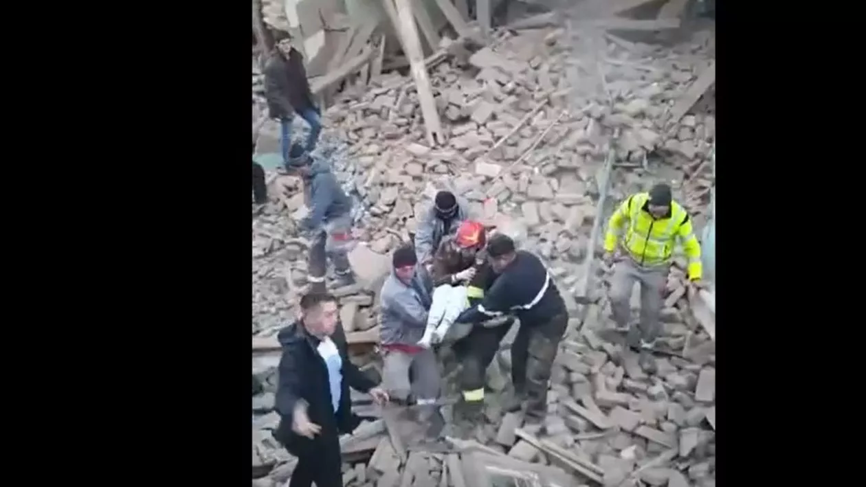 Prefectul de Harghita, despre prăbușirea internatului liceului din Odorheiul Secuiesc: Problema nu este cu autorizarea de funcționare, ci cu autorizația de construire pentru anumite intervenții