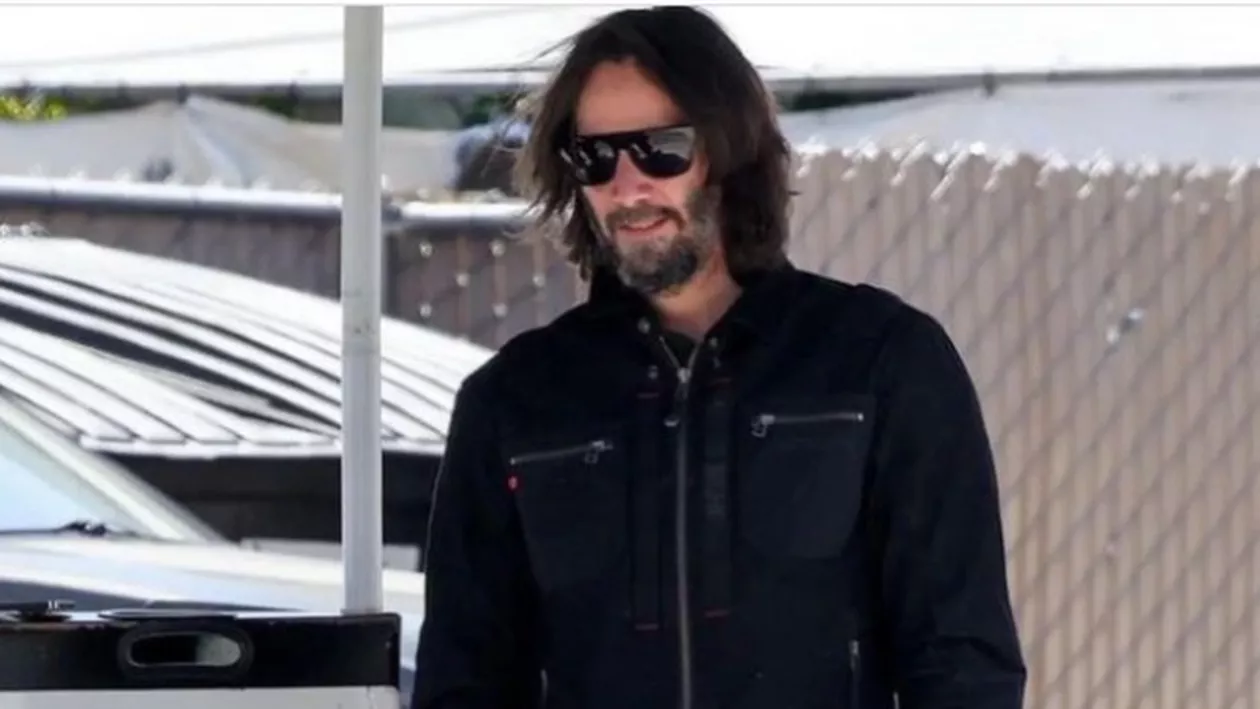 Casa de 5 milioane de euro a lui Keanu Reeves de la Hollywood, jefuită de hoți care purtau mască / Cu ce au reușit să plece din locuință