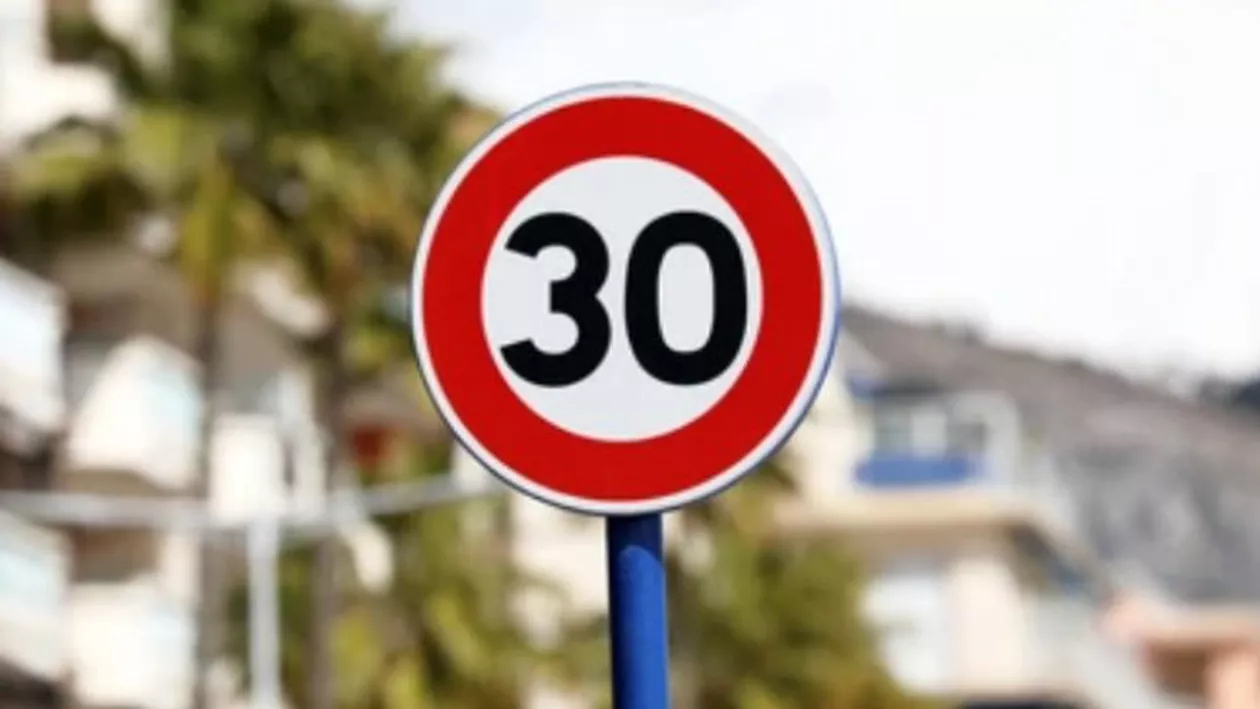 Amsterdam reduce limitele de viteză la 30km/h pentru îmbunătățirea siguranței rutiere