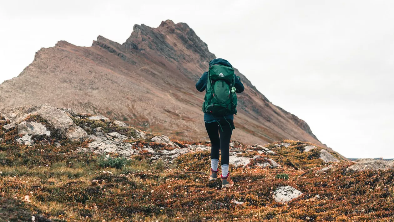 Cum să alegi ghete trekking dama?