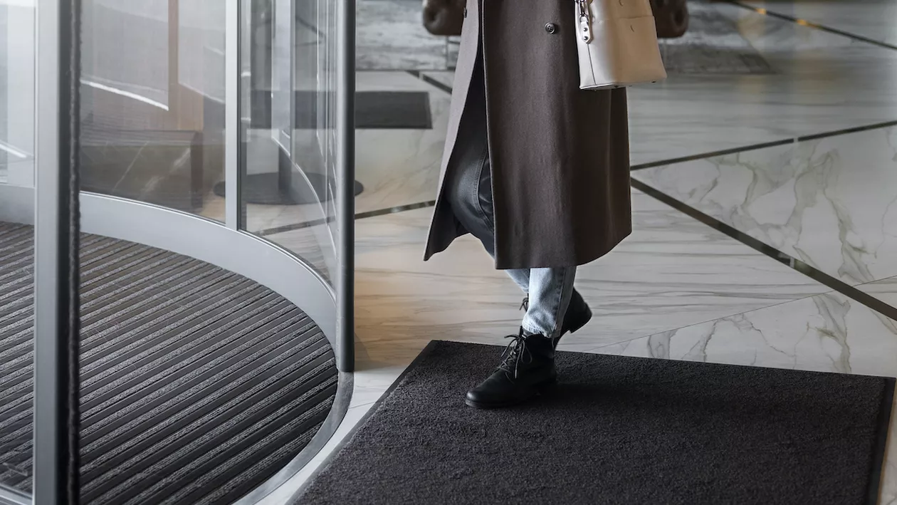 Pentru un design interior modern și funcțional, alege covorașele profesionale!