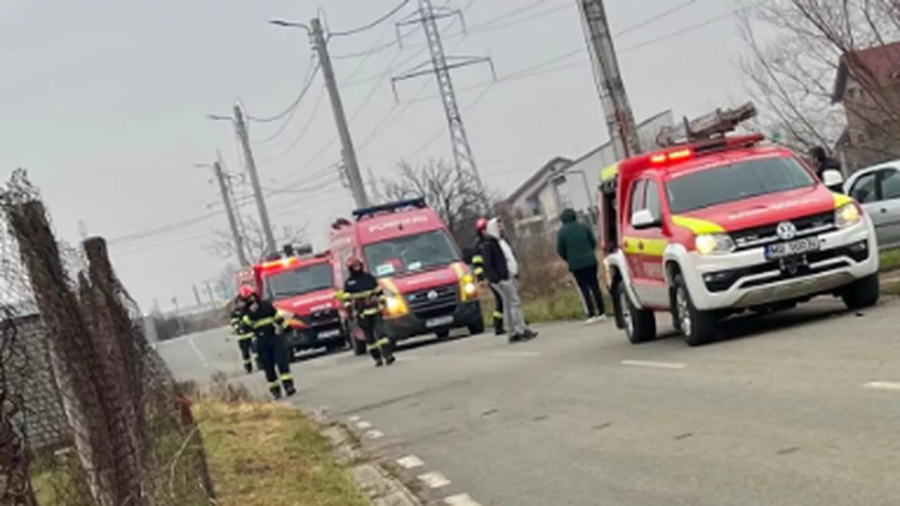 Accident mortal în județul Timiș. Un bărbat a fost spulberat de o mașină, în timp ce își plimba câinele