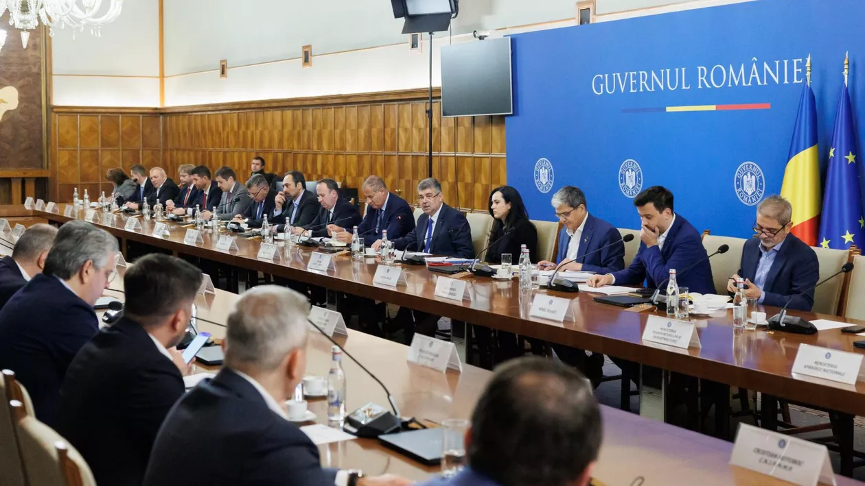 Marcel Ciolacu, consultări cu partenerii sociali. Guvernul a propus creșterea salariului minim la 3.700 de lei de la 1 iulie