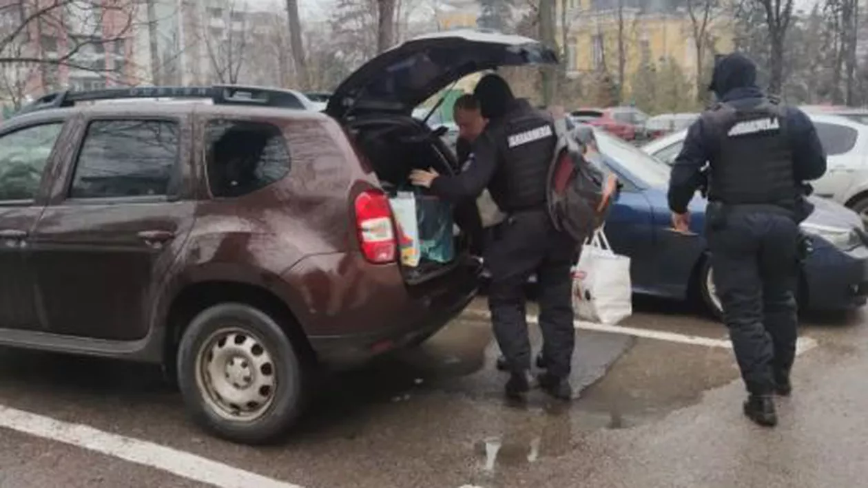 Percheziții DNA la sediul PSD Botoșani. Procurorii au ridicat genți și sacoșe cu documente (VIDEO)