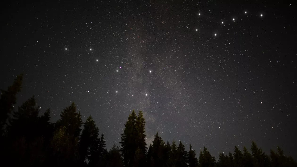 Geminidele 2023: Câte stele căzătoare se vor putea vedea, cu ochiul liber, doar într-o singură oră. Spectacol ceresc în următoarele trei nopți