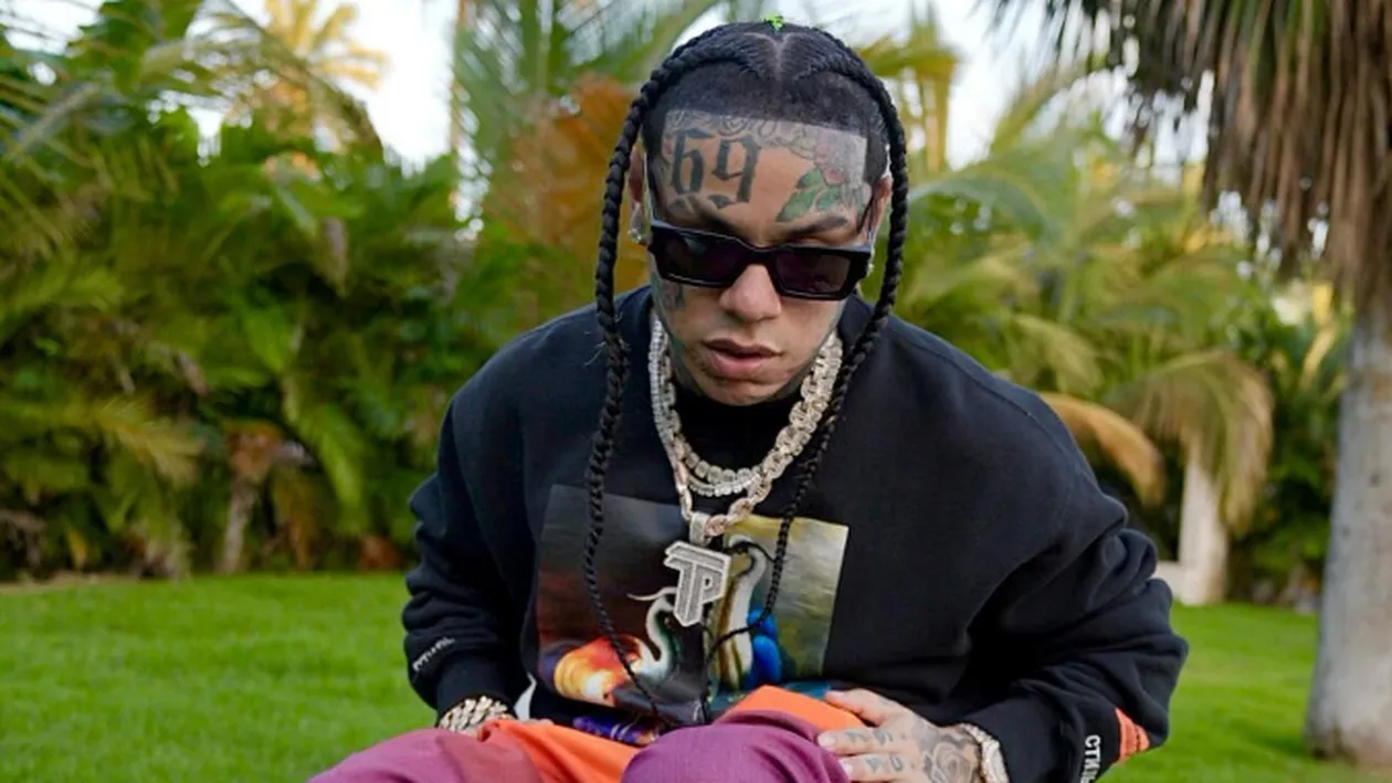 Rapperul 6ix9ine, arestat pentru violență domestică! El mai are și alte antecedente