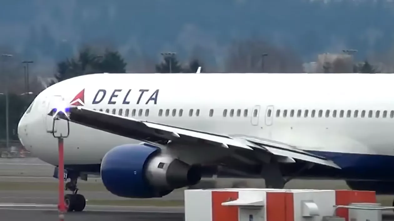 Un Boeing 757 și-a pierdut roata din față în timp ce se pregătea de decolare
