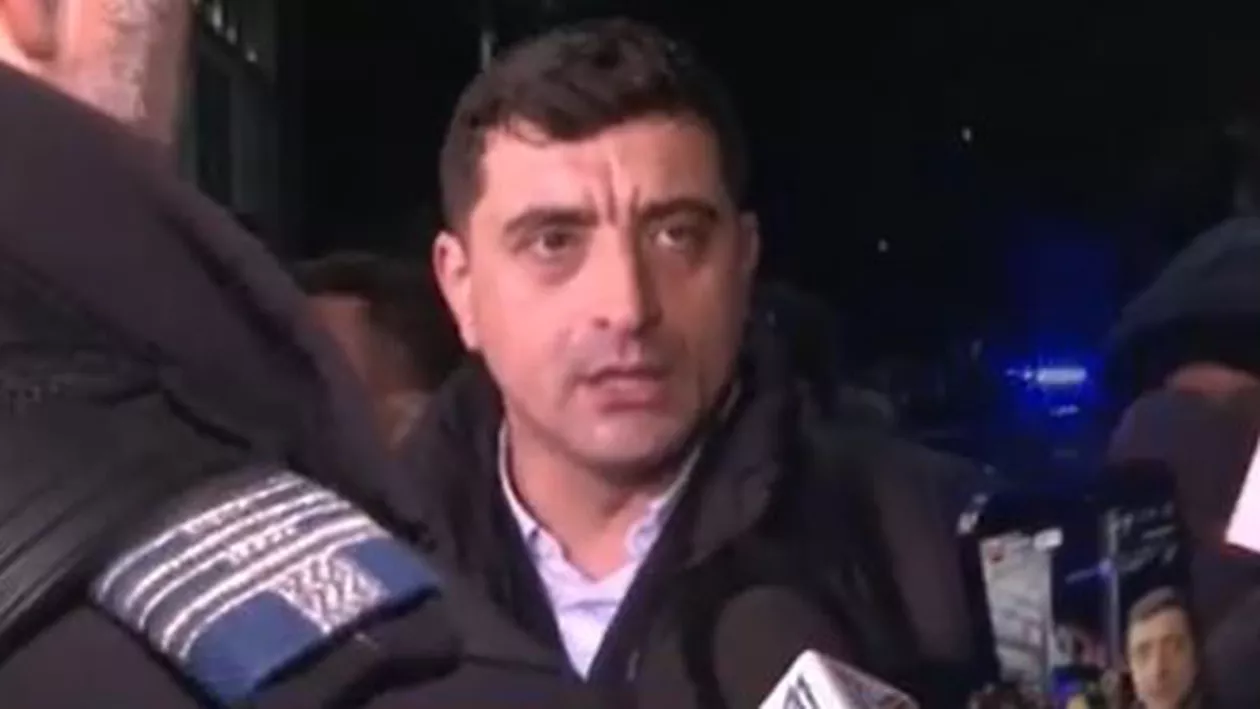 George Simion, huiduit de fermierii care încearcă să ajungă în Piața Victoriei: ”Tu ai venit la voturi acum”, ”Unde erai când ne era greu?”, ”Simion, acasă!” (VIDEO)