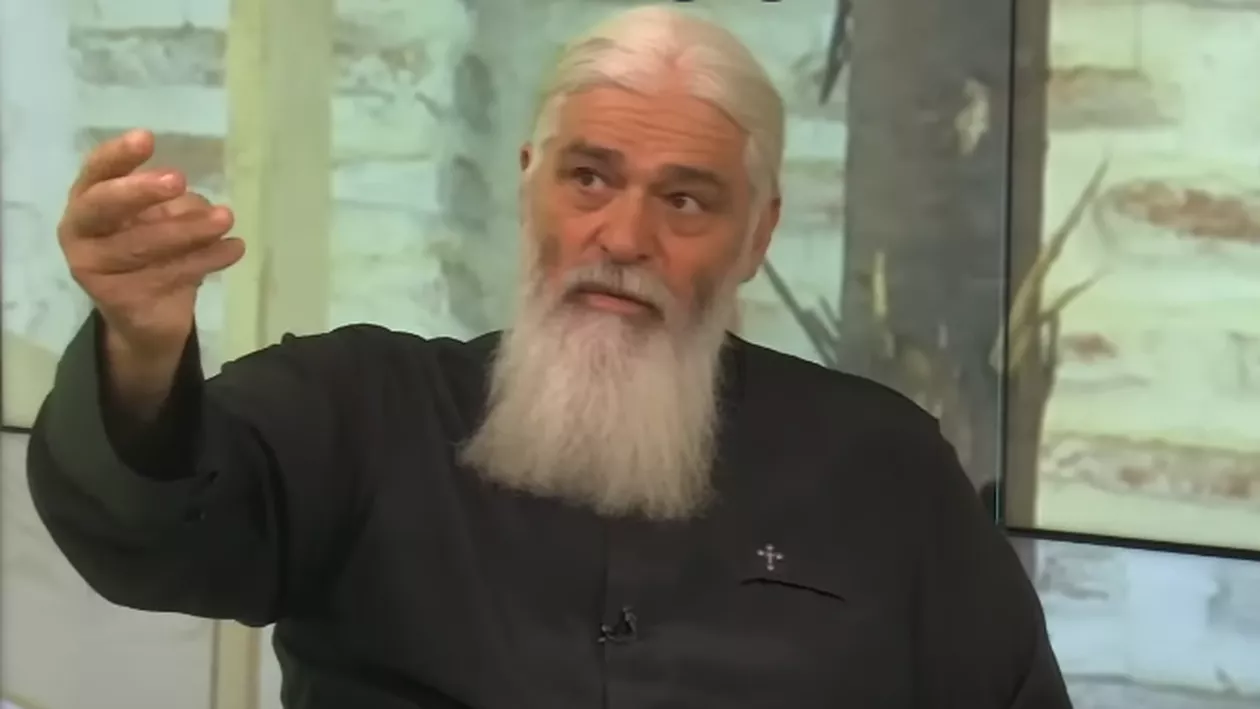 Preotul Calistrat, amendat de CNCD după ce a agresat două femei și le-a făcut „isterice nemăritate”. Ce sancțiune a primit