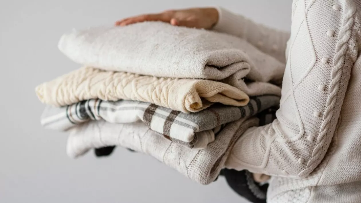 Cum poți să usuci hainele fără uscător chiar și iarna. Trucul care ușurează munca gospodinelor