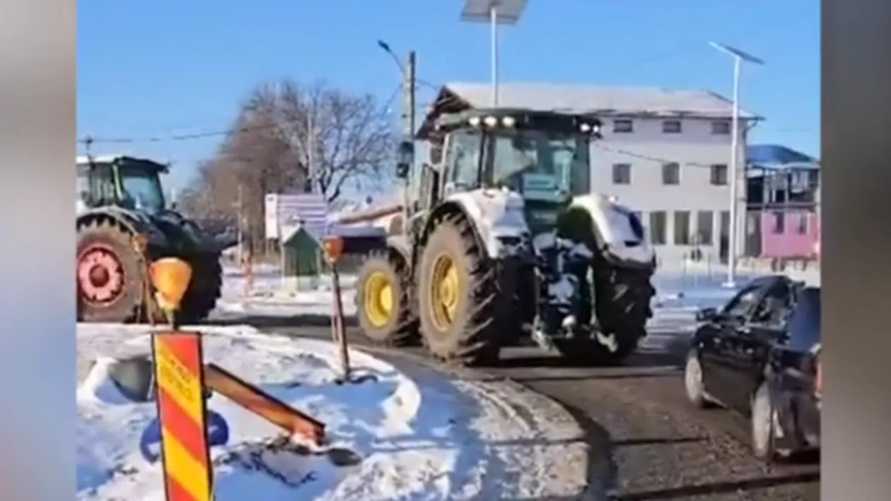 Fermierii români protestează la București. Au mers cu tractoarele și camioanele în fața Guvernului