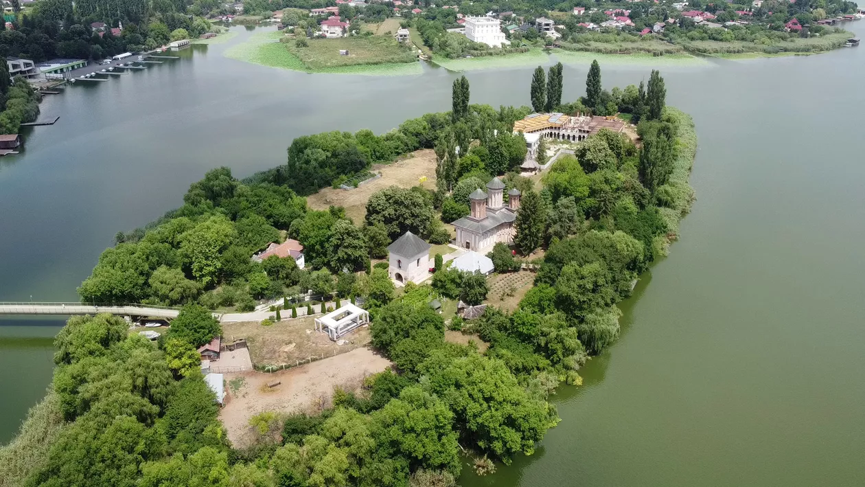 Proprietăți de vis la Snagov: cât costă luxul și cine își permite să locuiască aici