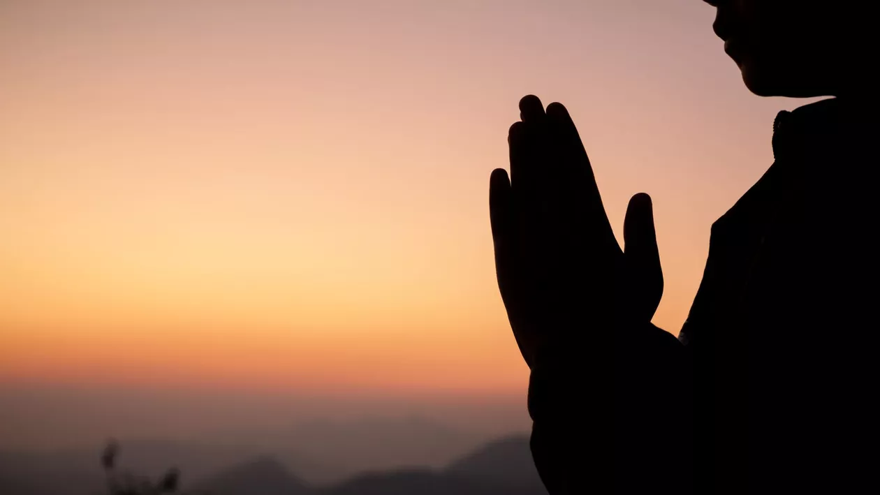 Ce legătură există între credință și sănătate. Vlad Ciurea a spus ce se întâmplă când rostim rugăciunea Tatăl nostru