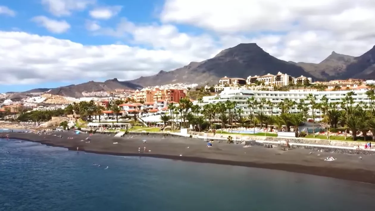 Proteste împotriva turiștilor într-o destinație preferată de români: „Paradisul vostru, mizeria noastră”