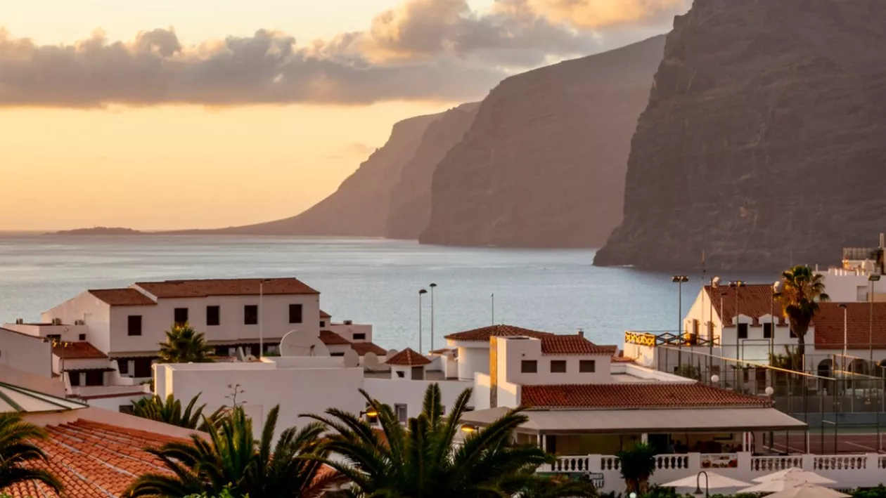 Polițistă româncă, eroină în Tenerife. A prins doi hoți în timp ce se afla în concediu