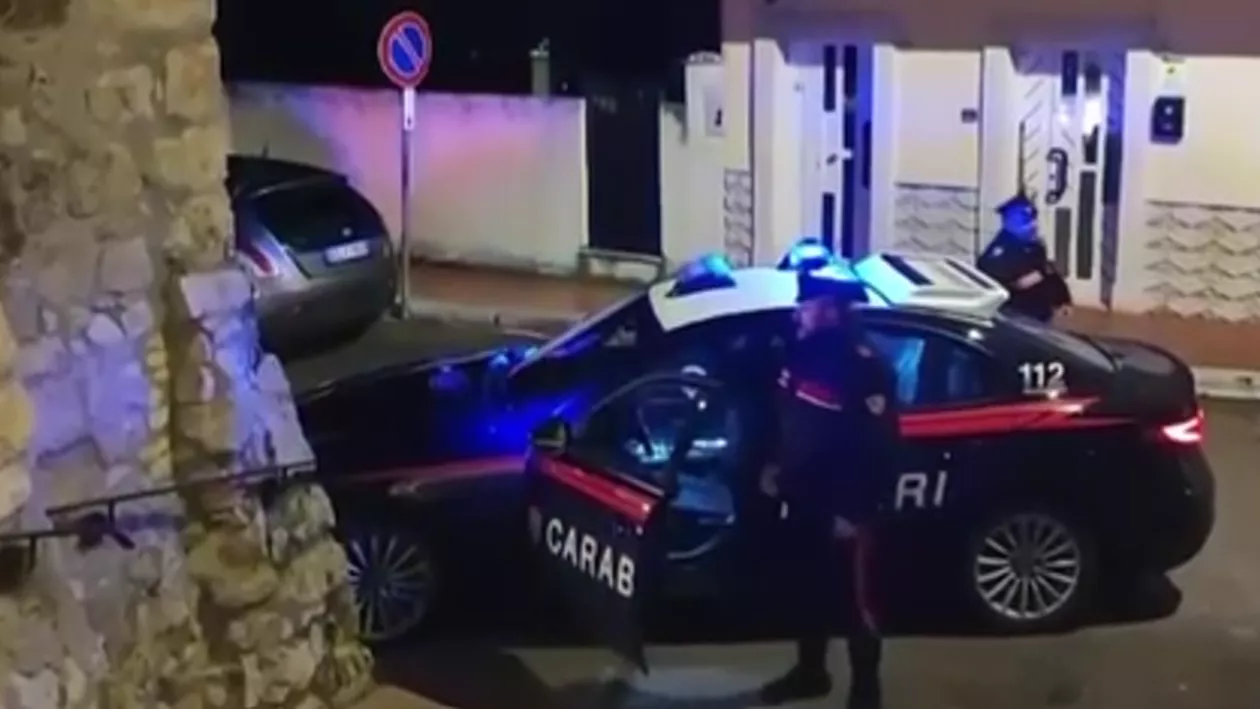 O româncă stabilită în Italia și-a înjunghiat mortal partenerul în vârstă de 60 de ani. Femeia a fost reținută