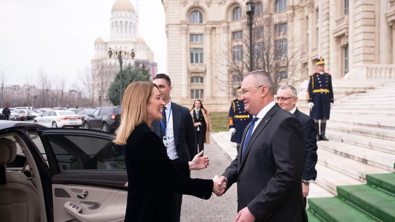 Nicolae Ciucă, la întâlnirea cu Roberta Metsola: Miza alegerilor din iunie, păstrarea într-o poziție fruntașă a forțelor pro-europene / Luptăm cu manipularea online, arătând beneficiile apartenenței la UE