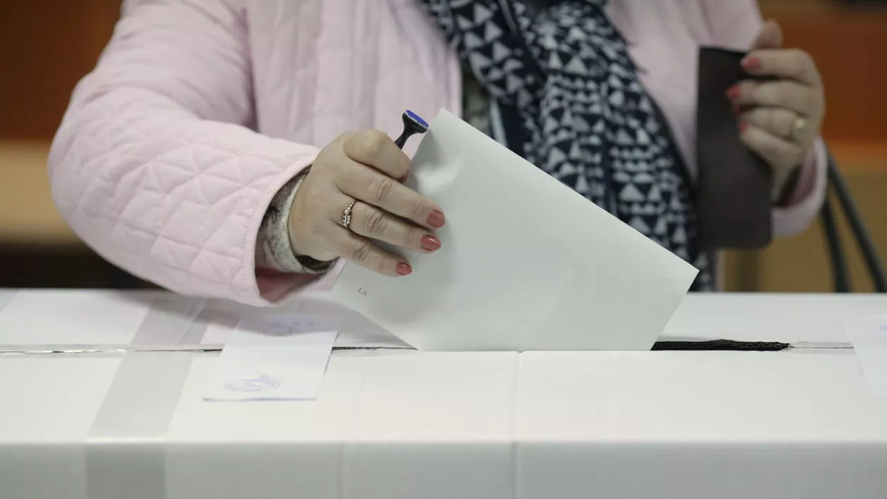 BEC a anunțat ordinea pe buletinele de vot la europarlamentare. UDMR va fi pe prima poziție. Cum arată lista completă, stabilită în urma tragerii la sorţi