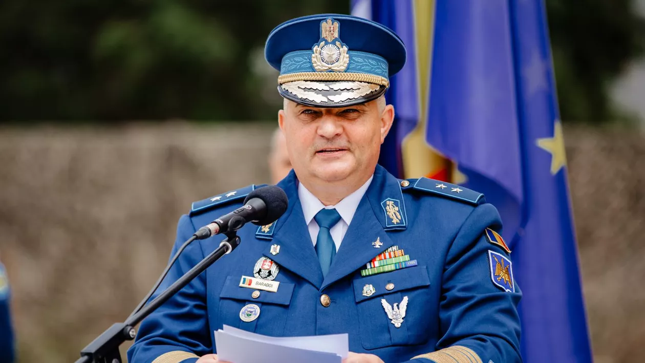 Statul Major al Forțelor Aeriene are un nou șef. Cine este Generalul-maior Leonard-Gabriel Baraboi, care a fost învestit la conducerea SMFA
