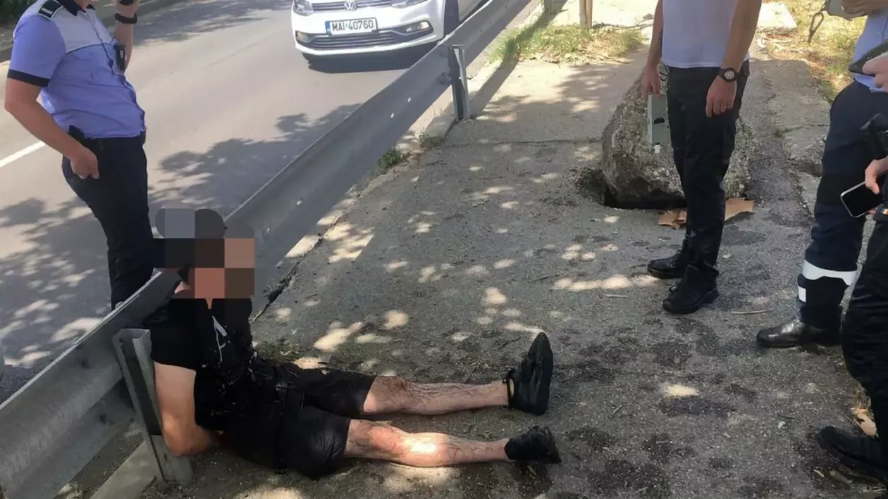 Un șofer băut a încercat să scape de polițiștii din Capitală sărind în râul Dâmbovița
