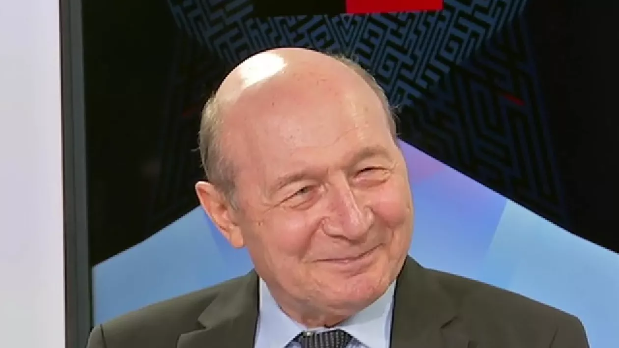 Traian Băsescu: Nu cred că România este afectată de atitudinea Dianei Șoșoacă. S-a făcut de râs ea în Europa, dar este aplaudată de un tronson serios de români. Probabil, dacă mâine ar fi alegeri, ar lua mai multe voturi (VIDEO)