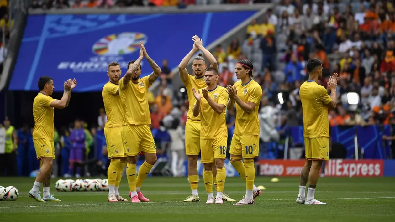 Tricolorii s-au întors acasă. Au fost întâmpinați de sute de fani pe stadionul din Mogoșoaia (VIDEO)