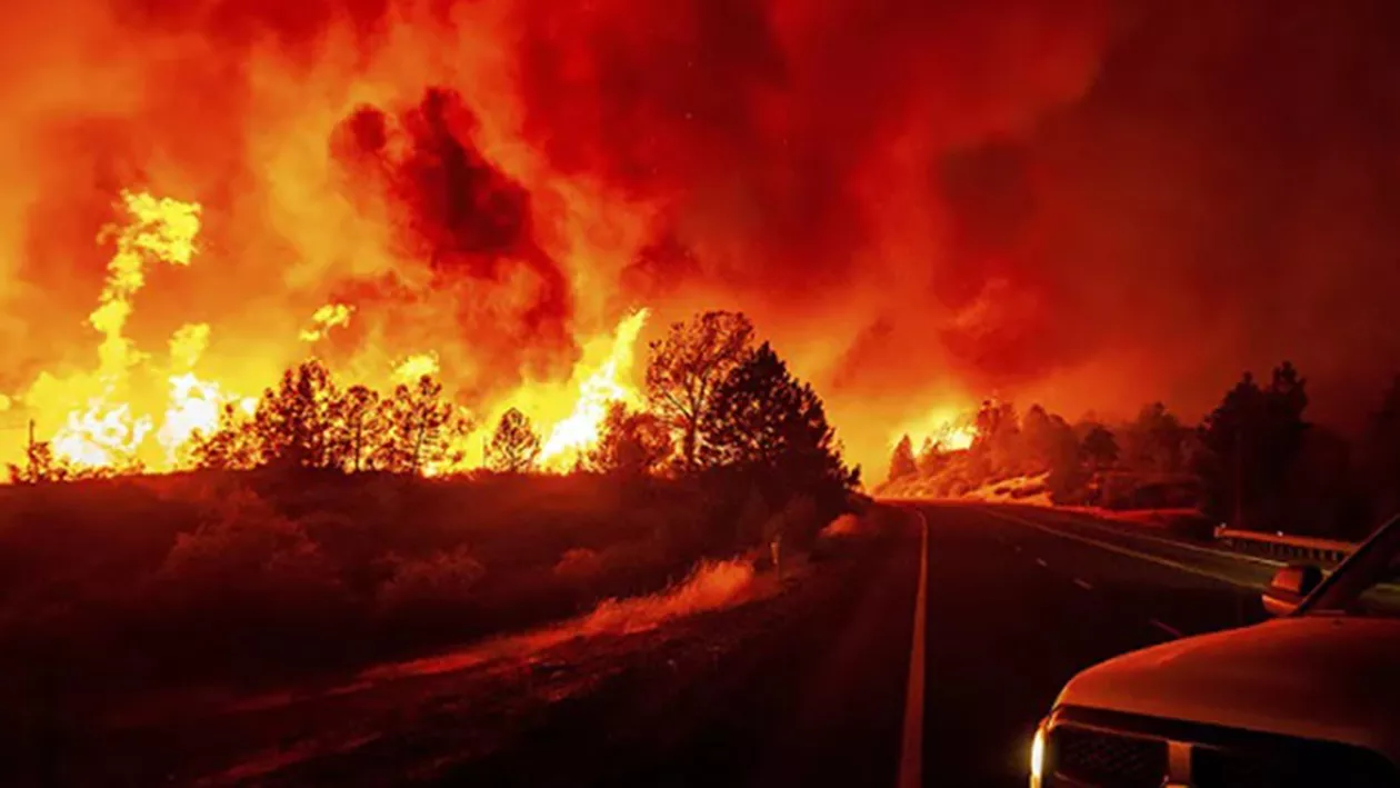 Focul continuă să facă ravagii în SUA. Joe Biden: Cel mai devastator incendiu din istoria Californiei