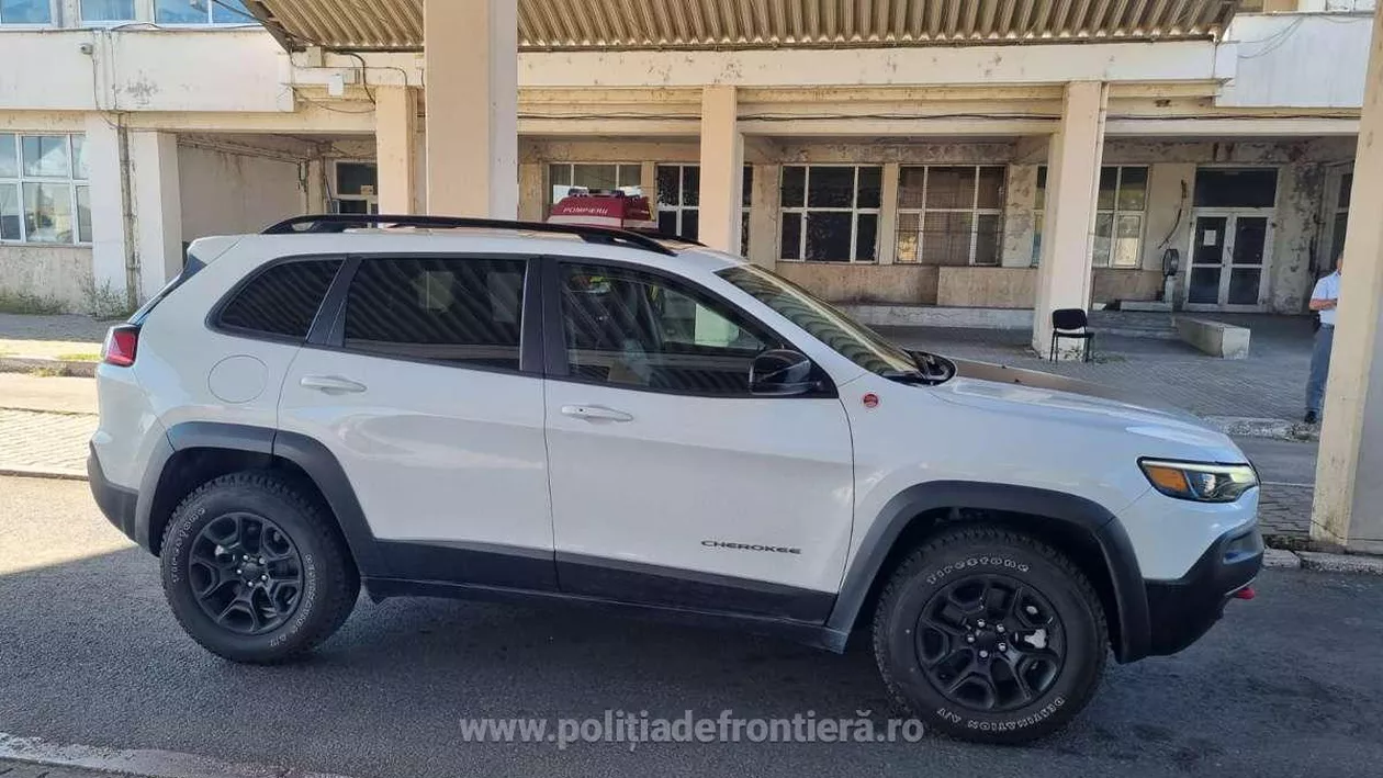 Român de 47 de ani, oprit de polițiștii din Giurgiu în timp ce voia să iasă din țară cu un Jeep. Ce au descoperit autoritățile