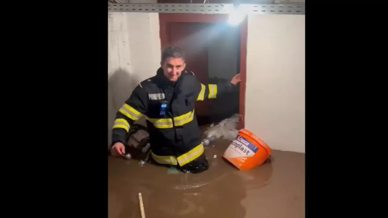 Constanţa: 61 de persoane salvate de pompieri din calea apelor în ultimele 24 de ore (VIDEO)