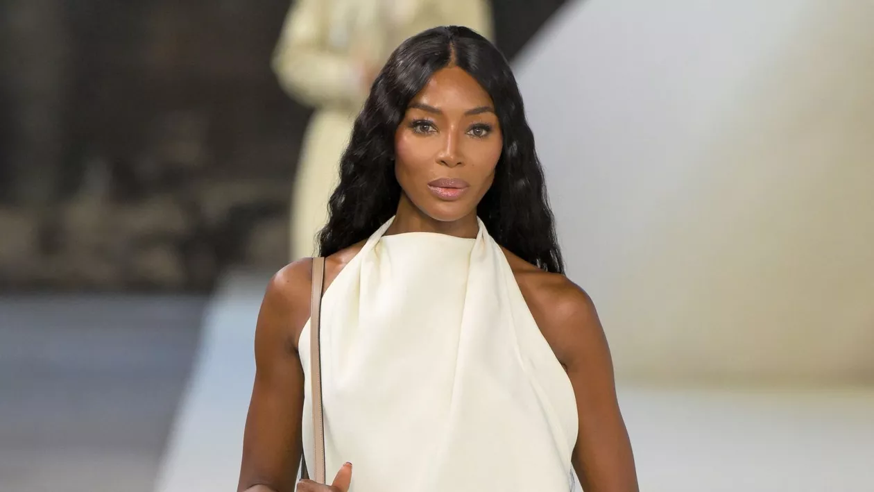 Naomi Campbell a cheltuit banii strânși prin organizația sa de caritate pentru tratamente spa, țigări și pentru room service la un hotel de 5 stele