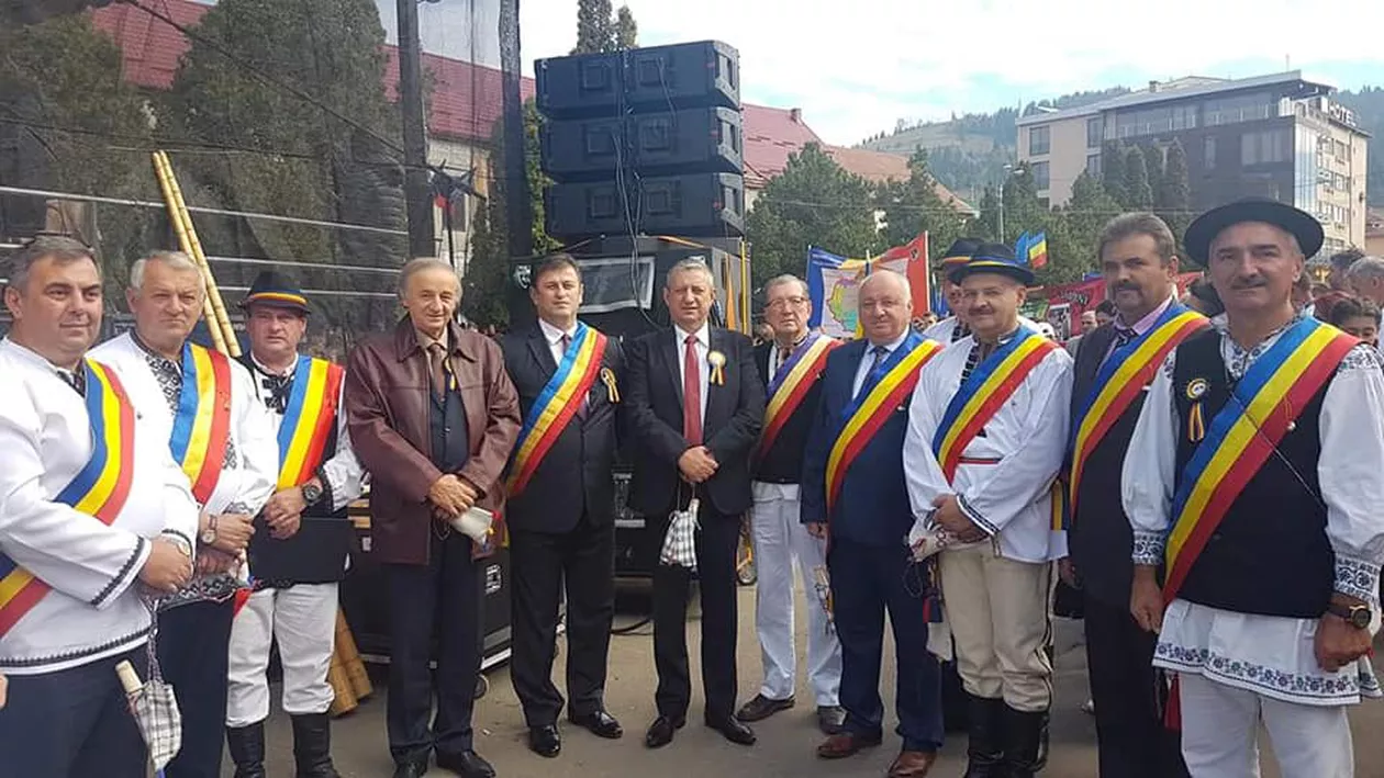 Un primar și-a dat singur titlul de cetățean de onoare al comunei pe care o conduce