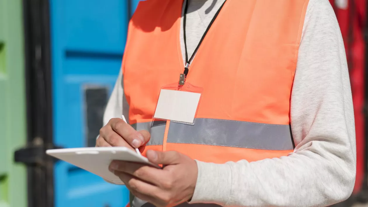 Obiecte în valoare de 2 milioane de euro, reținute de autoritățile vamale de la Iași. Despre ce bunuri este vorba