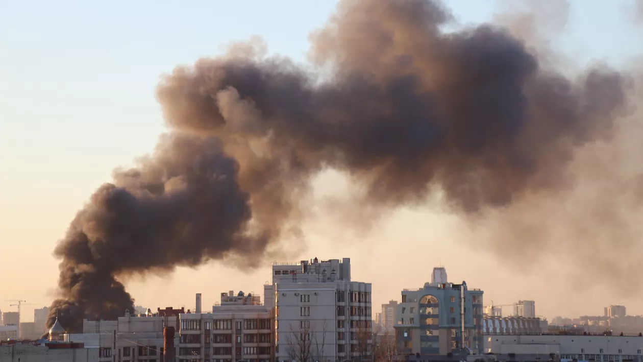 Cel puțin cinci persoane ucise într-o explozie violentă în Damasc. Statul Islamic a revendicat atacul (FOTO, VIDEO)