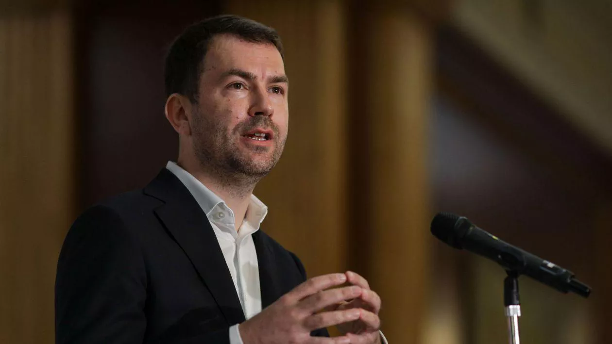 Cătălin Drulă, despre moțiunea AUR: Simion acționează ca idiotul util al lui Ciolacu