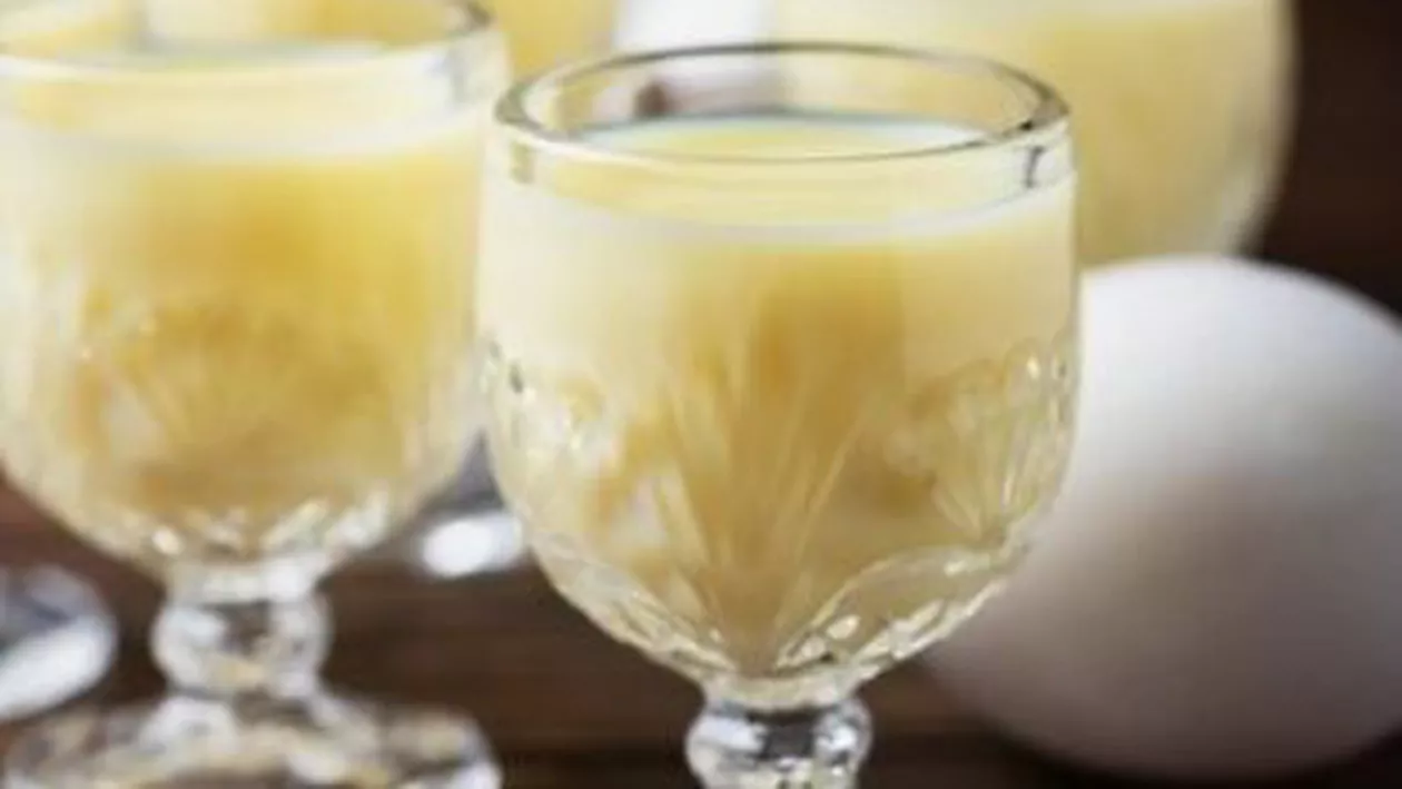 Lichiorul de ouă, tradiția Crăciunului pe care nu o știai! Iată cum se prepară, de fapt