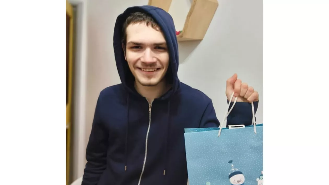 Un tânăr de 17 ani a fost dat dispărut în Capitală. Poliția cere ajutorul populației