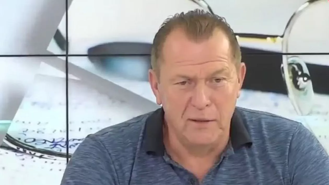 Helmuth Duckadam a fost decorat post-mortem cu Ordinul Național „Steaua României”, în grad de Cavaler