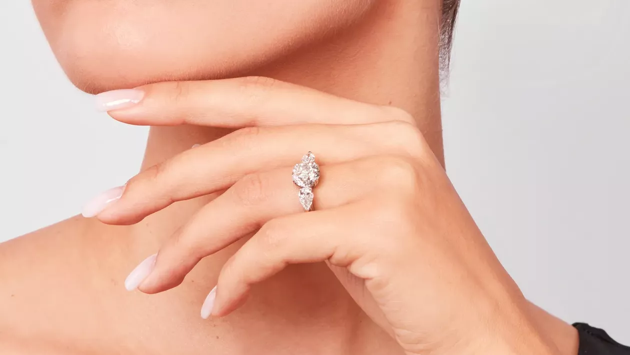 Diamantele: Povestea Styling-ului Modern în Lumea Bijuteriilor