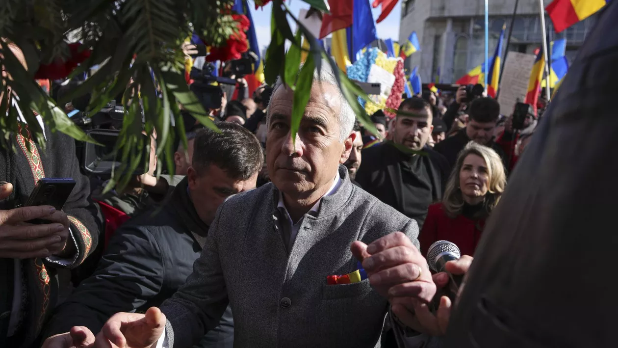 Calin Georgescu cheamă românii la un nou protest / Mesajul transmis de jandarmi