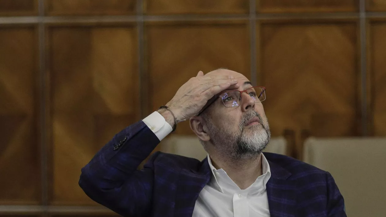 Kelemen Hunor, după ce Georgescu a pretins că primește rapoarte din serviciile secrete: „Suntem într-un rahat cât casa și nimeni nu reacționează” (VIDEO)