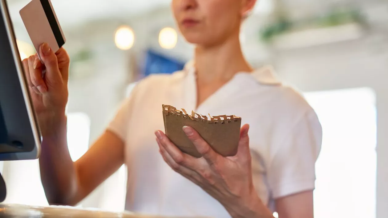 Un bărbat a alertat poliția, după ce i-a spus unei vânzătoare că și-a omorât soția. Ce s-a întâmplat, de fapt