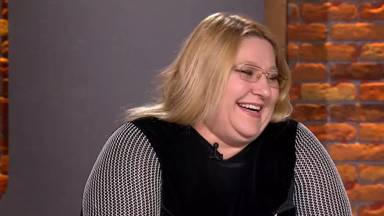 Diana Șoșoacă: „Sunt atât de importantă încât și Putin când vorbește, tot de mine vorbește. Avem o relație fantastică, strânsă, și cu doamna Zakharova” / “Veți avea surprize, surprize” (VIDEO)