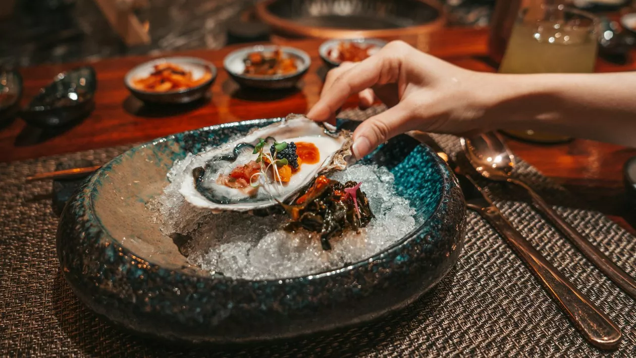 Fructe de mare ca la restaurant: tehnici de gătire și garnituri specifice