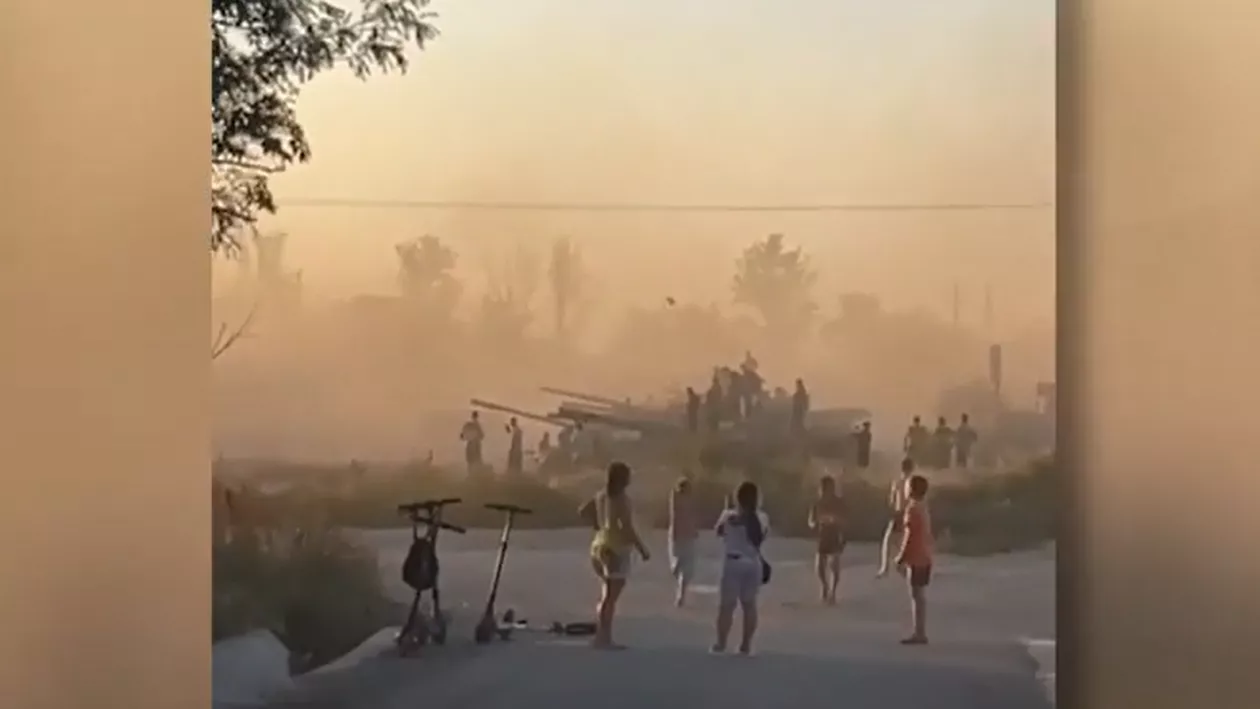 Exercițiile militare desfășurate în poligonul din Smârdan au transformat viețile localnicilor într-un coșmar. „Normal că ne e teamă”