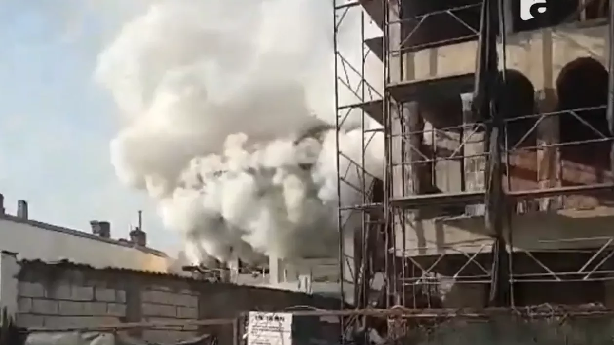 Incendiu în Capitală. O casă în care locuiau mai mulți srilankezi a luat foc