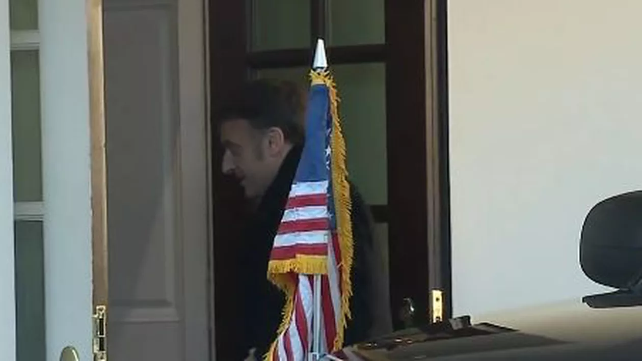 Emmanuel Macron a ajuns la Casa Albă. Președintele francez nu a fost întâmpinat de Donald Trump (VIDEO)
