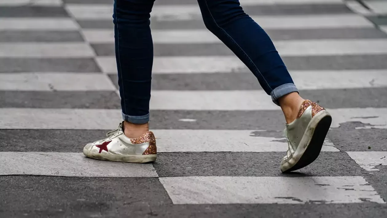 Moda urbană și arta de a fi autentic: Cum să-ți exprimi stilul personal în 2025