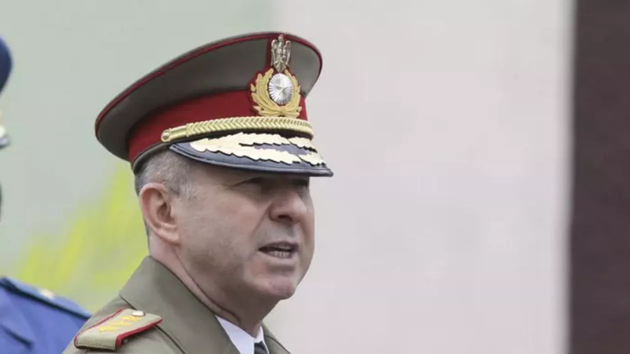 „Colecționarul” Cătălin Zisu: 4.600 de tablouri, zeci de ceasuri de lux și genți. Ce au găsit procurorii DNA în ancheta ce-l vizează pe general