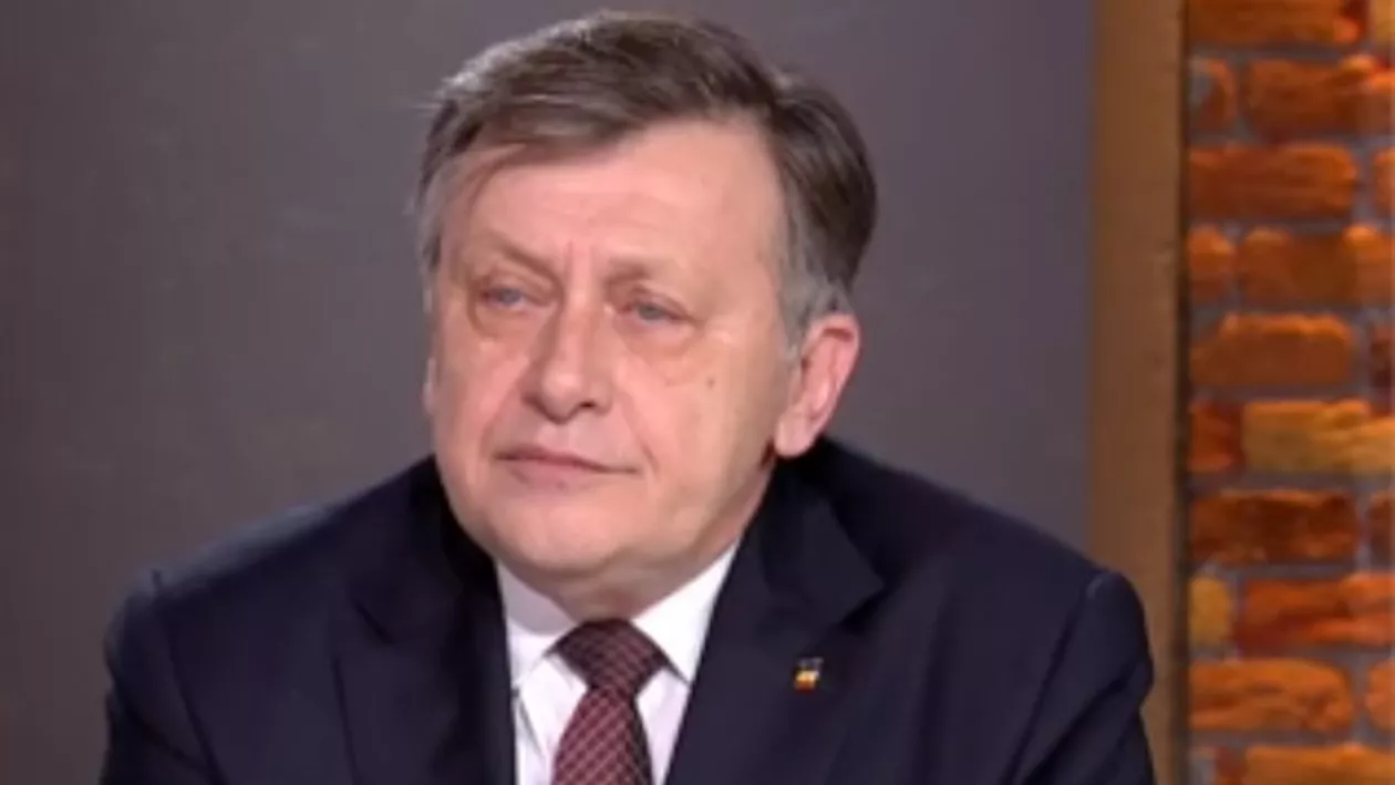 După ce l-a crucificat pe Nicușor Dan în atâtea rânduri, Crin Antonescu întoarce armele și îi pune la zid pe cei care critică numirile șefilor de Parchete